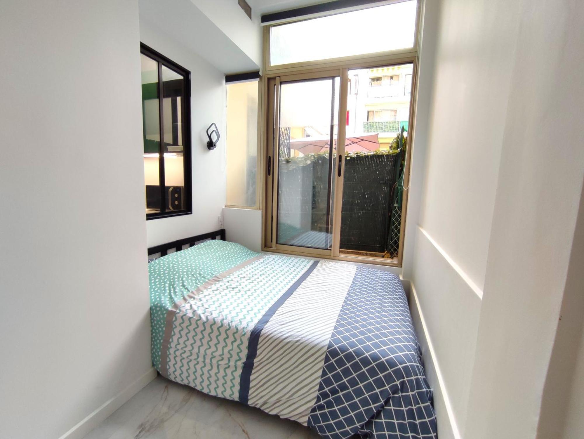 Garden Level Nearby Apartment Nizza